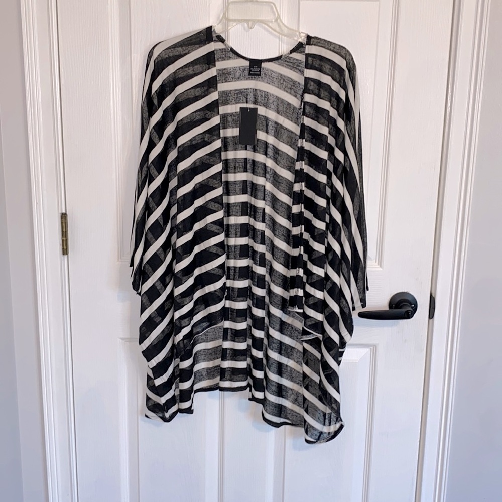 Ladies Cardigan Lightweight Black & White Stripes, NWT Size XL